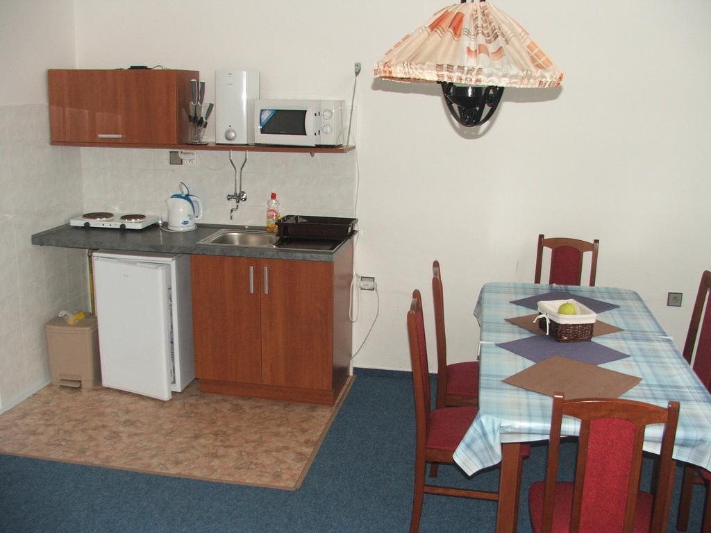 Prazdninovy Dum Josefuv Dul Villa Kamer foto